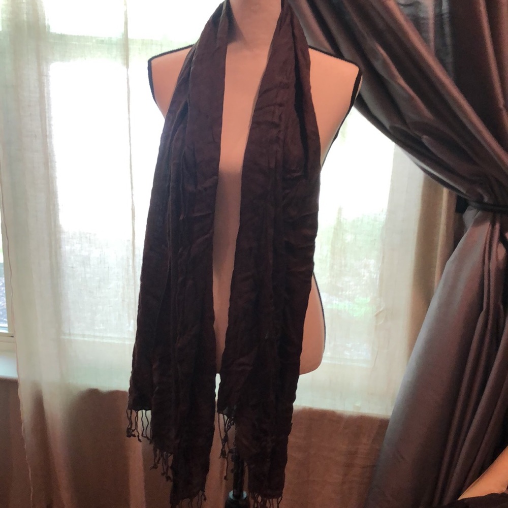 Dark brown pashmina wrap scarf - Picture 4 of 4